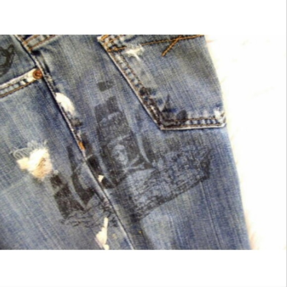 Gap Straight Boy Cut Distressed Jolly Roger Jeans - Picture 7 of 8